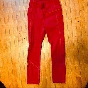 Lulu Capri Leggings Sz 2